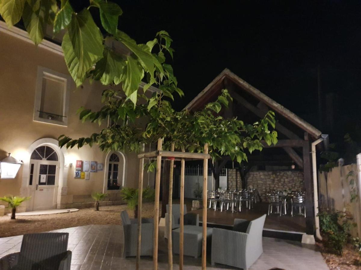 Hotel Restaurant Le Moulin De La Renne Adults Only Proche Zoo De Beauval Thésée Exterior foto